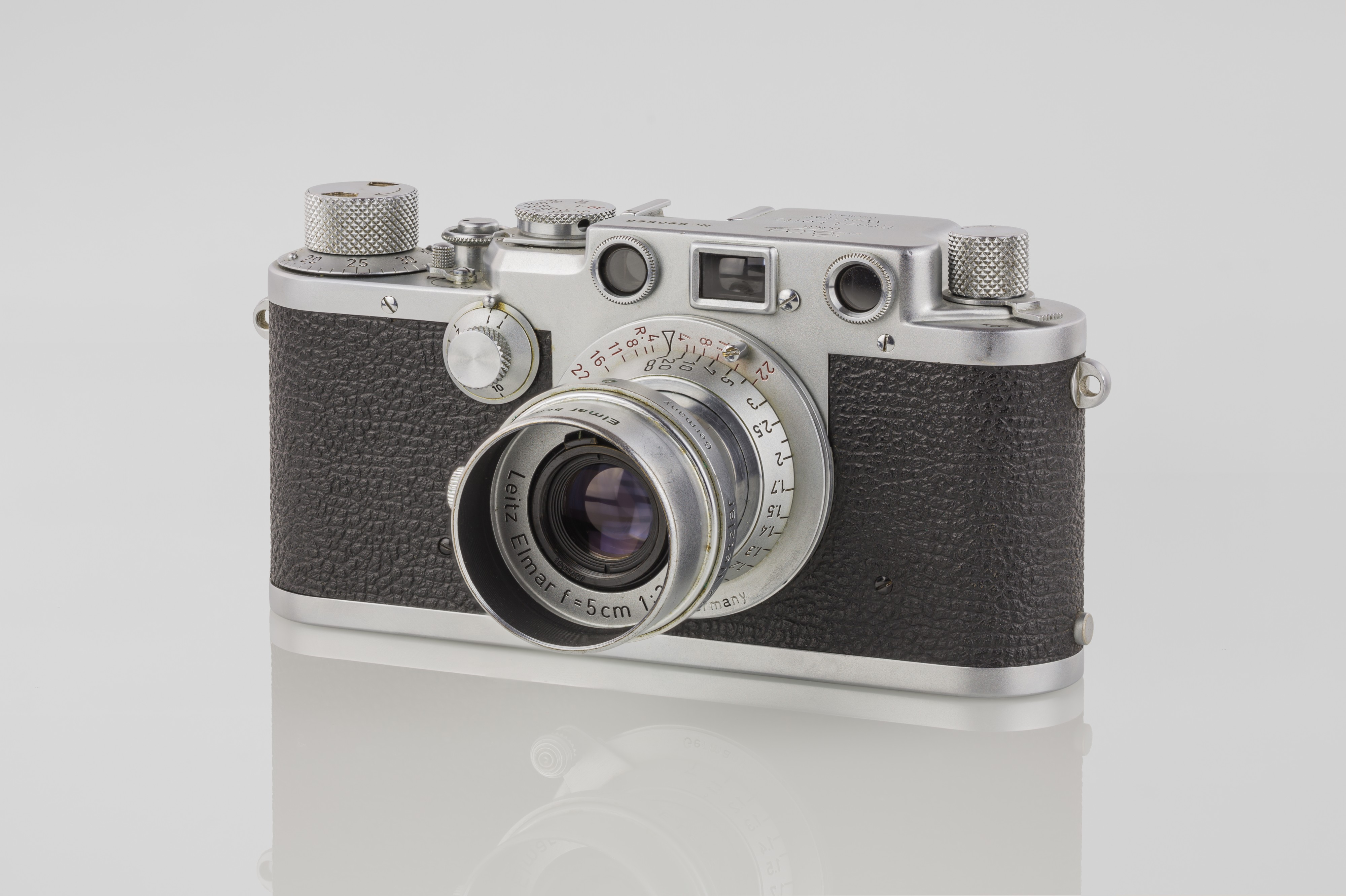 LEI0440 Leica IIIf chrom - Sn. 580566 1951-52-M39 Blitzsynchron front view-6593 hf-