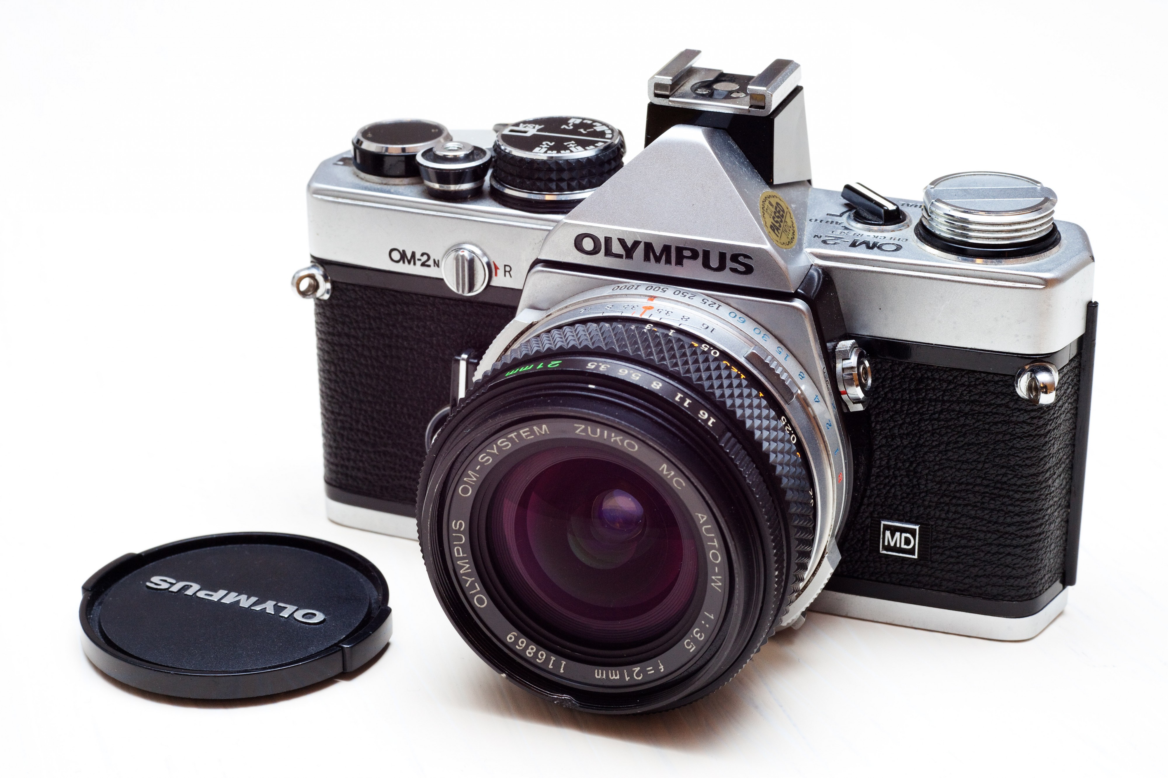 Olympus OM-2N