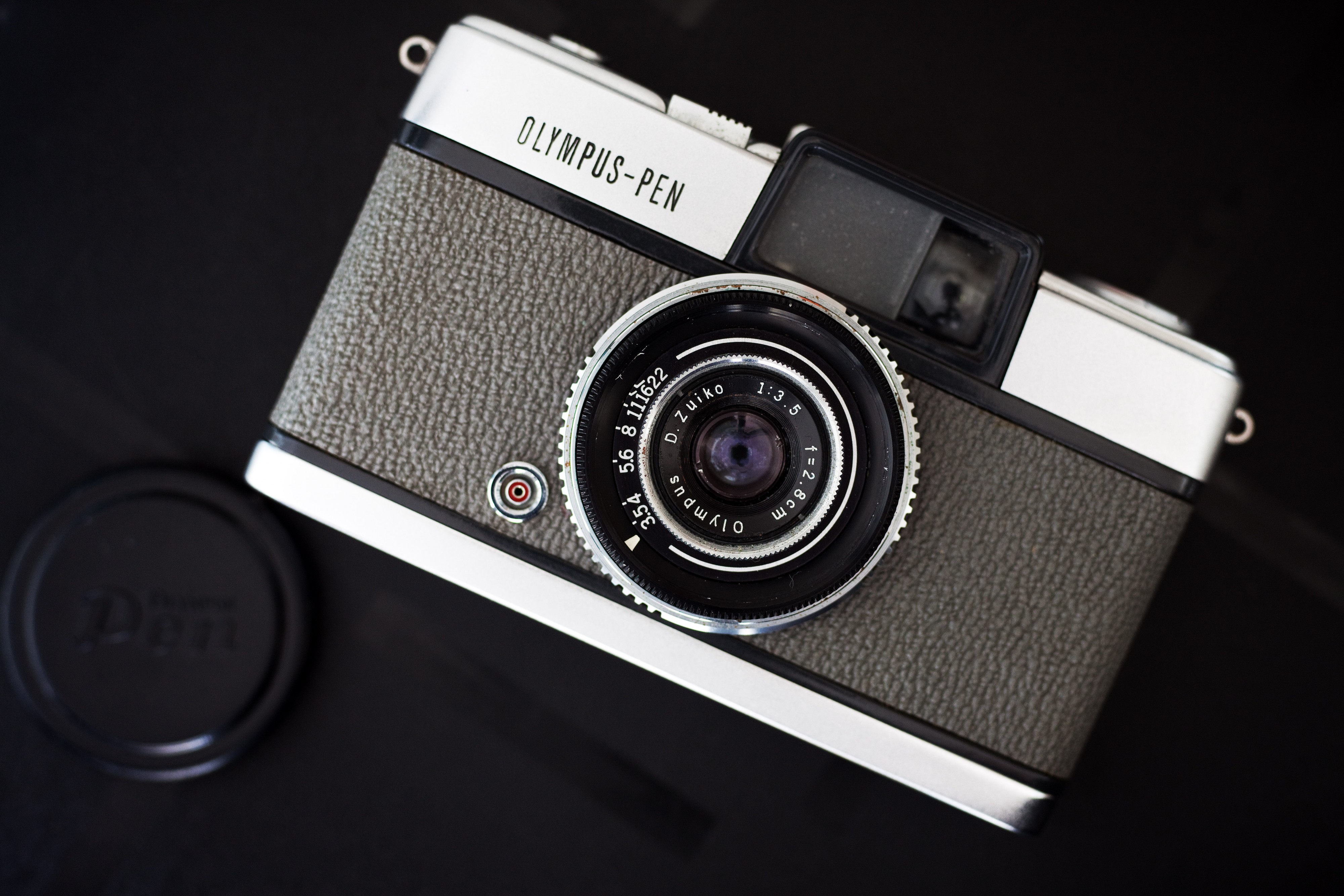 Olympus Pen 6867