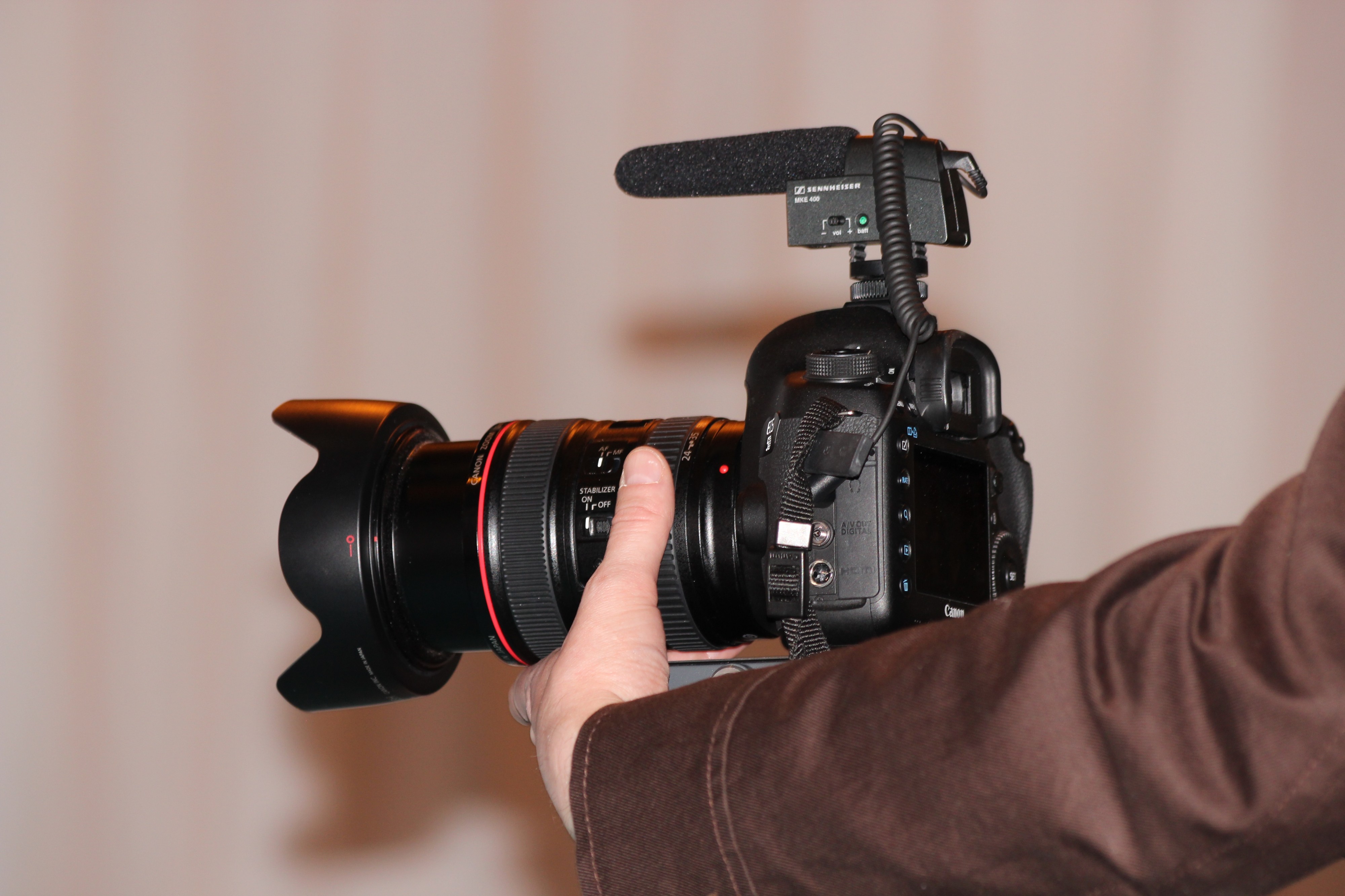 Salon du Livre 2015 - Enregistrement vidéo avec un Canon 5D et un micro - 1