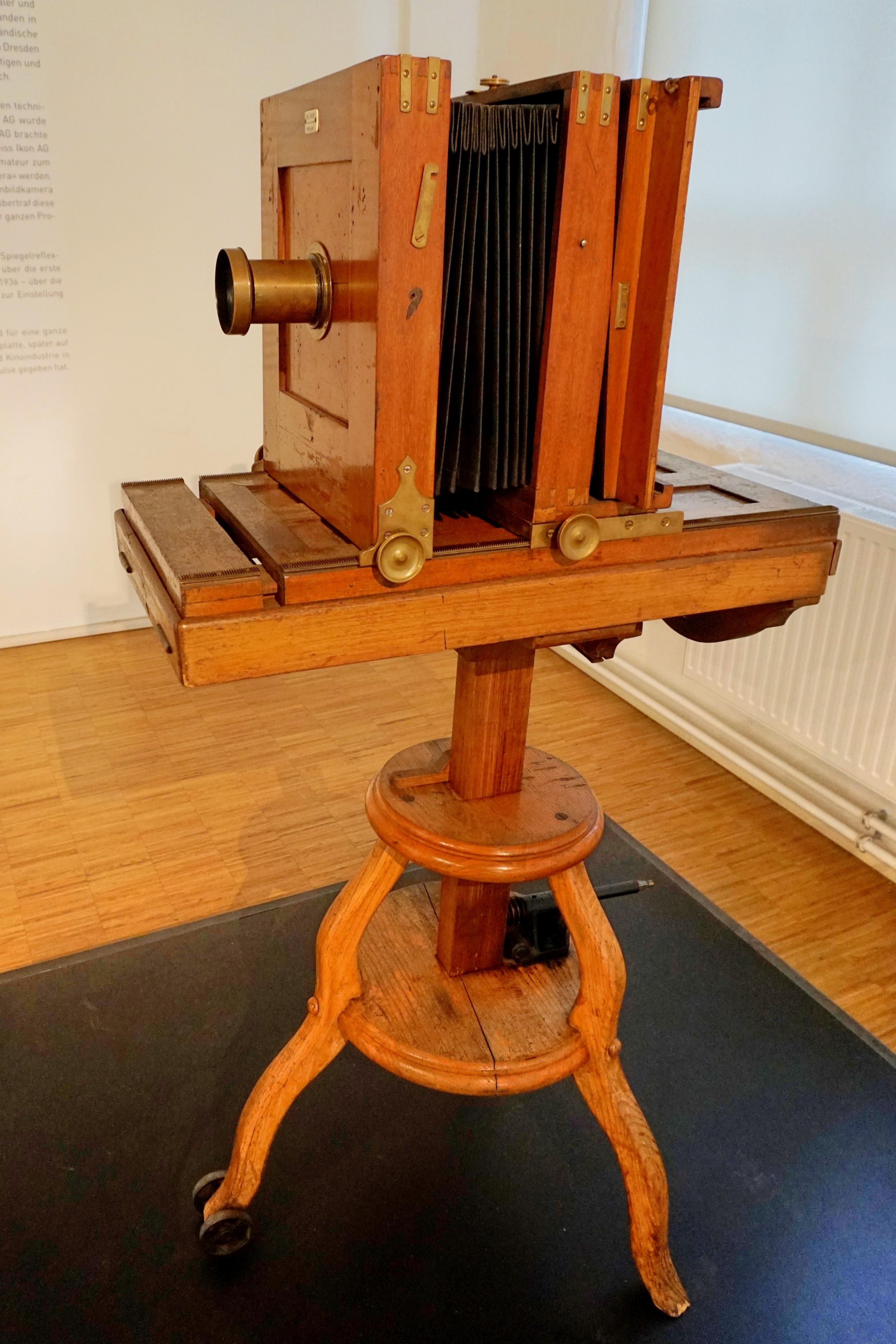 Technische Sammlungen Dresden - Kamera - Atelierkamera 1895 - DSC4510