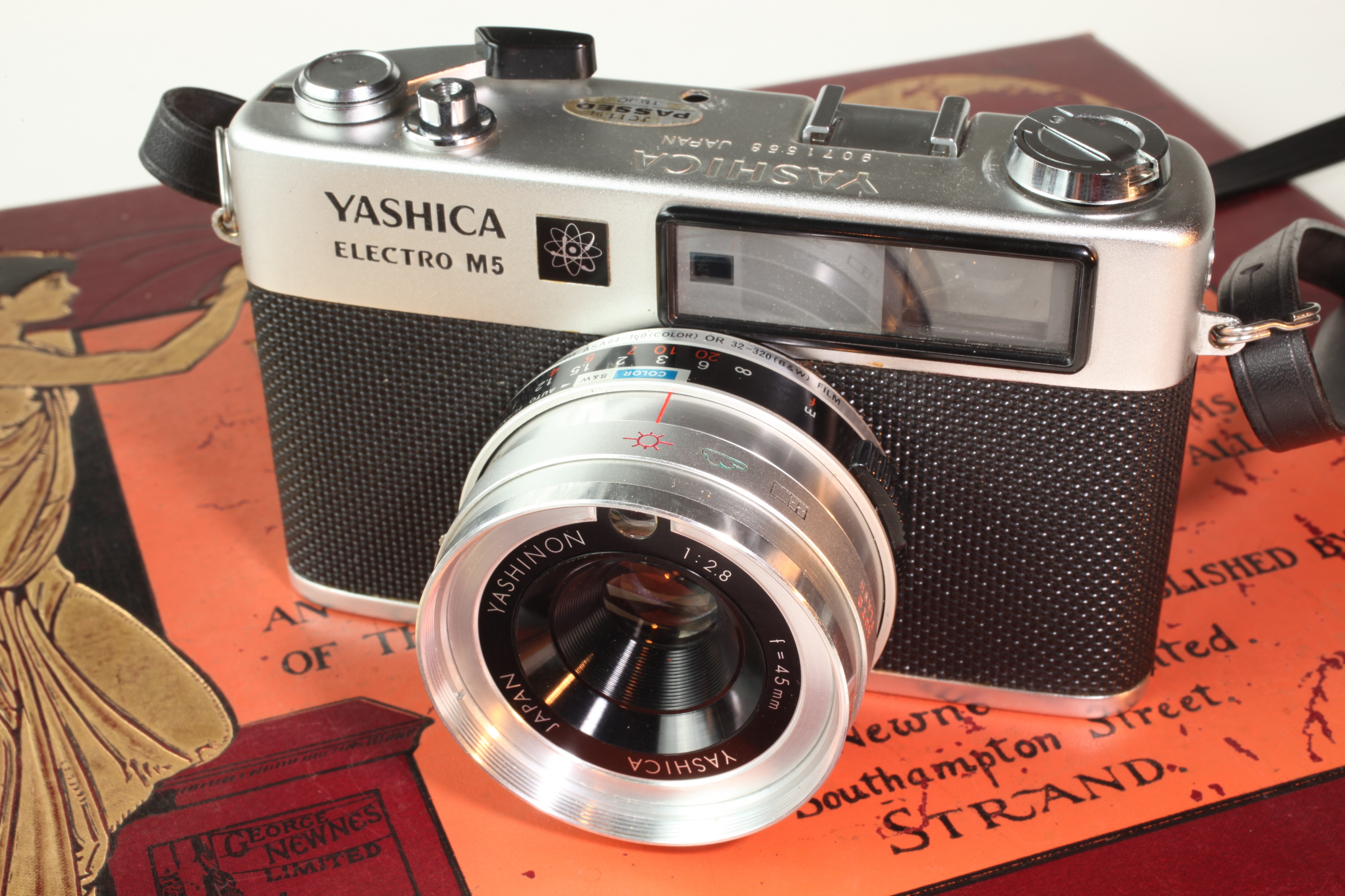 Yashica Electro M 5