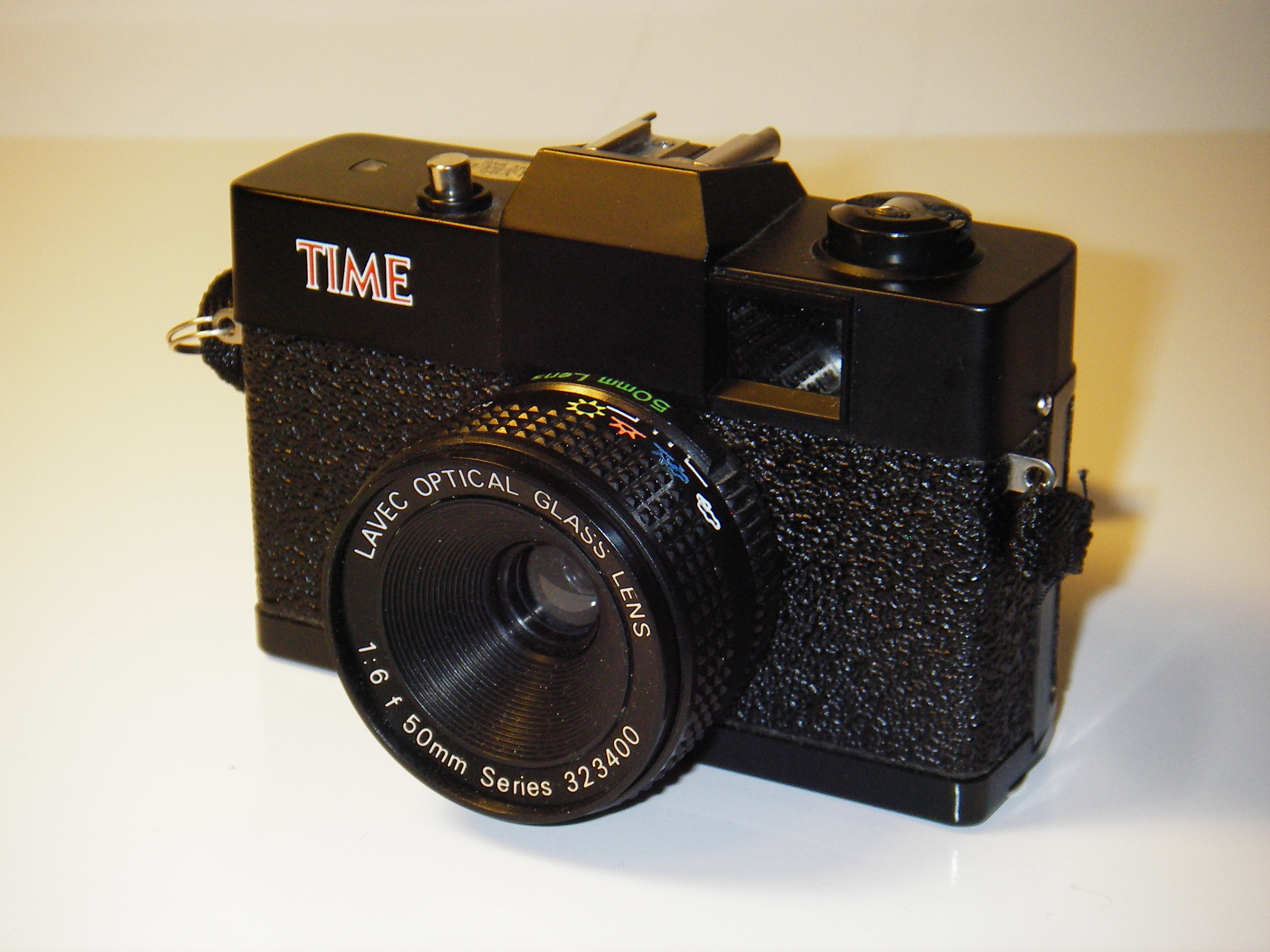 Time Magazine Camera (430020830)