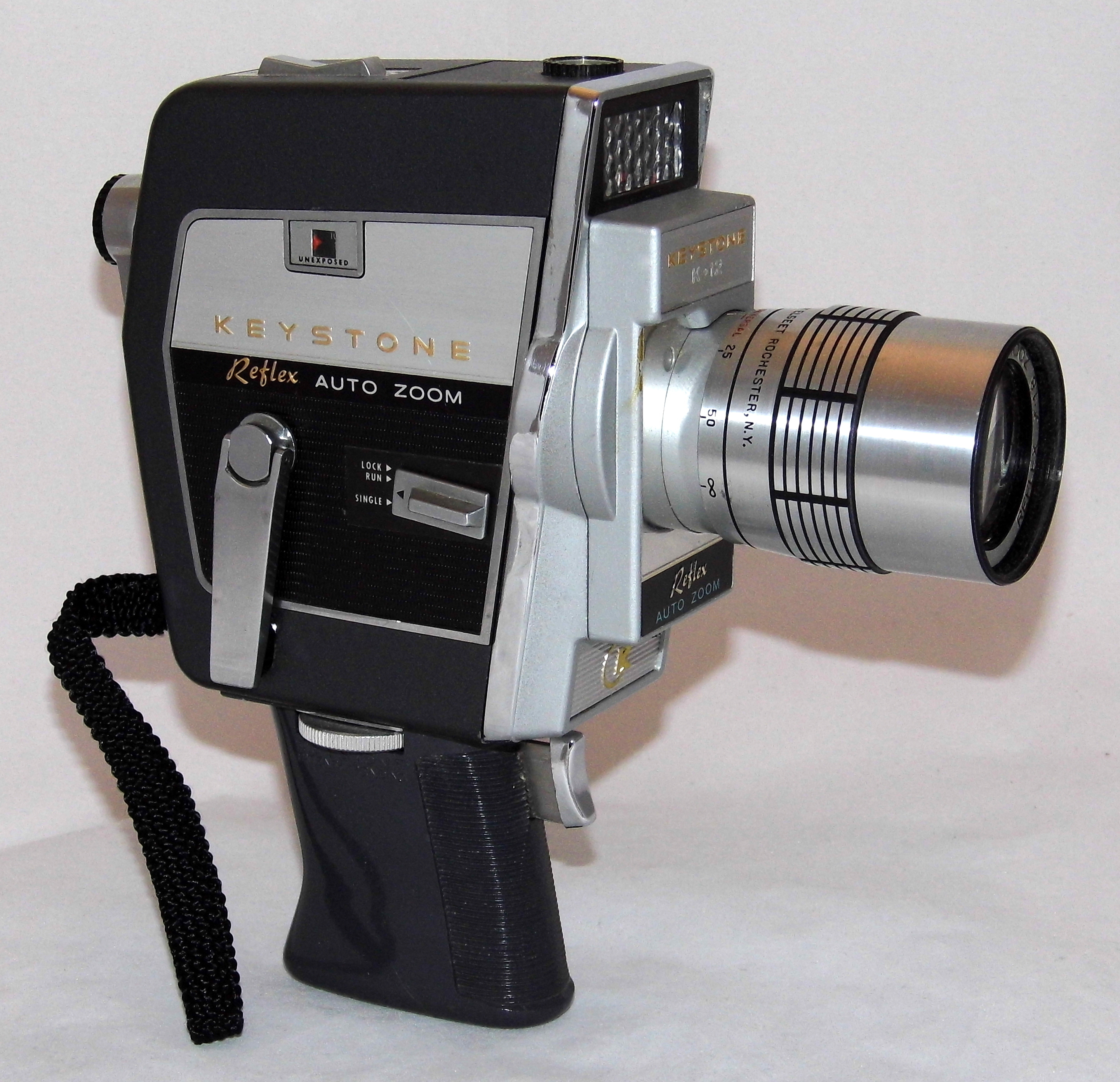 Vintage Keystone 8mm Reflex Auto Zoom Movie Camera, Model K-12, Made In USA, Circa 1963 (23901617462)