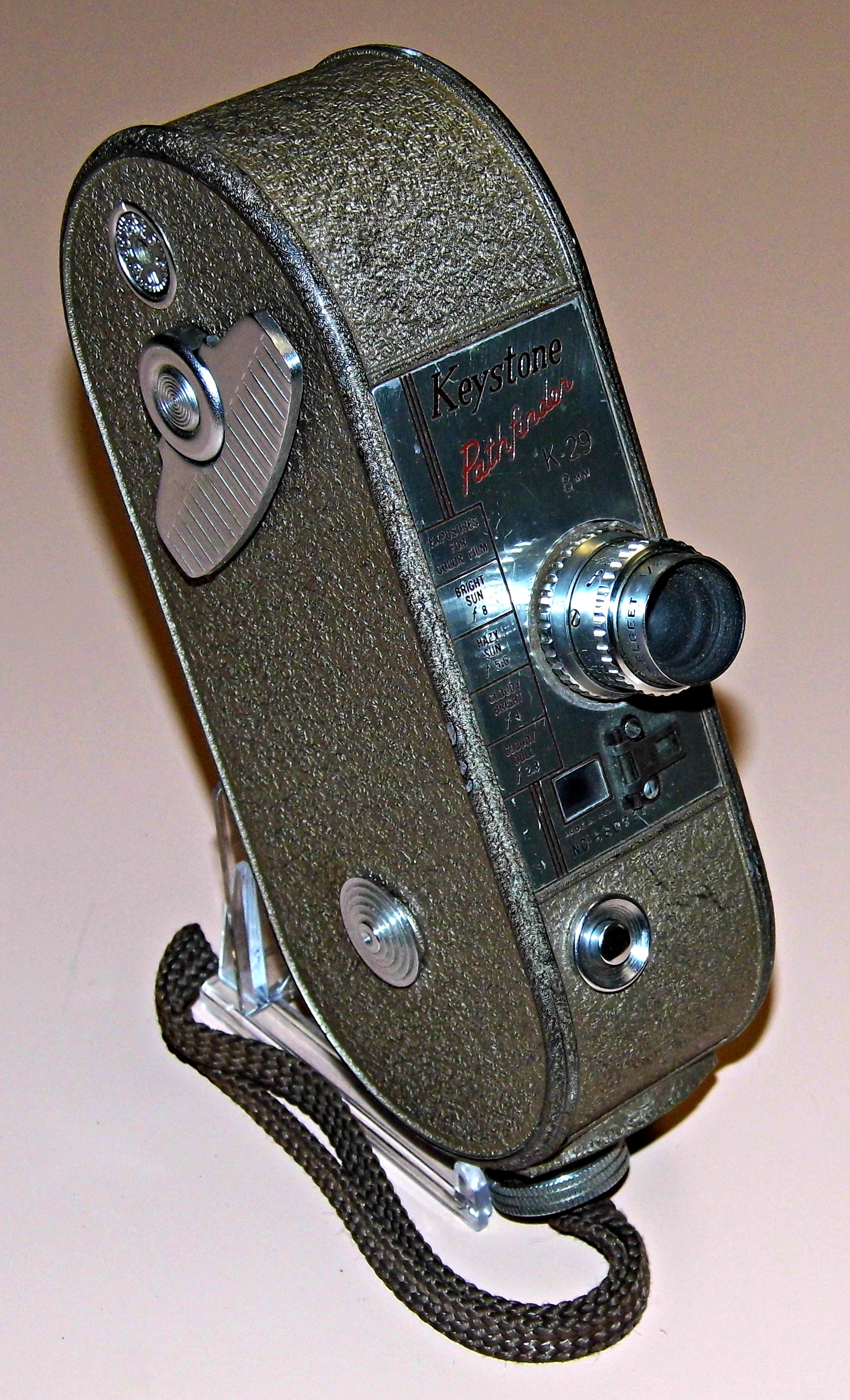 Vintage Keystone Model K-29 Pathfinder 8mm Movie Camera, Made In USA (15957386951)