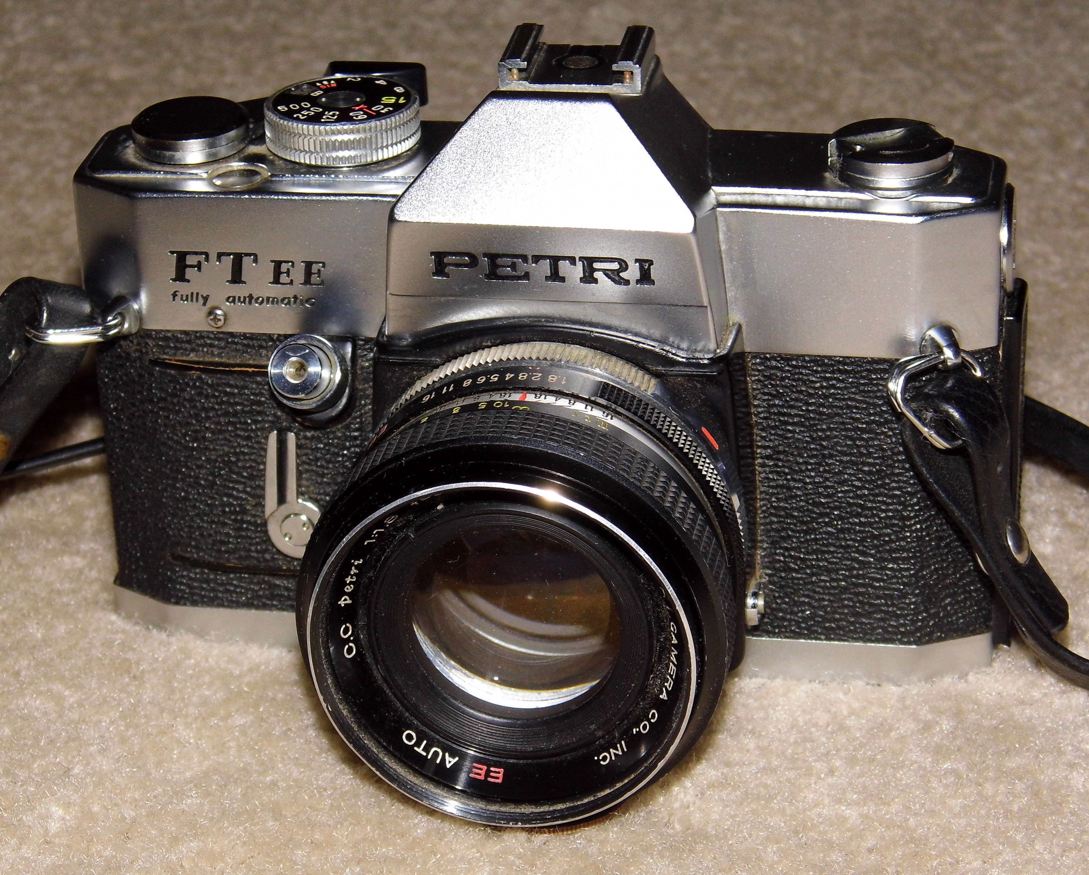 Vintage Petri Model FT EE 35mm SLR Film Camera, Circa 1969 - 1973 (13999258349)