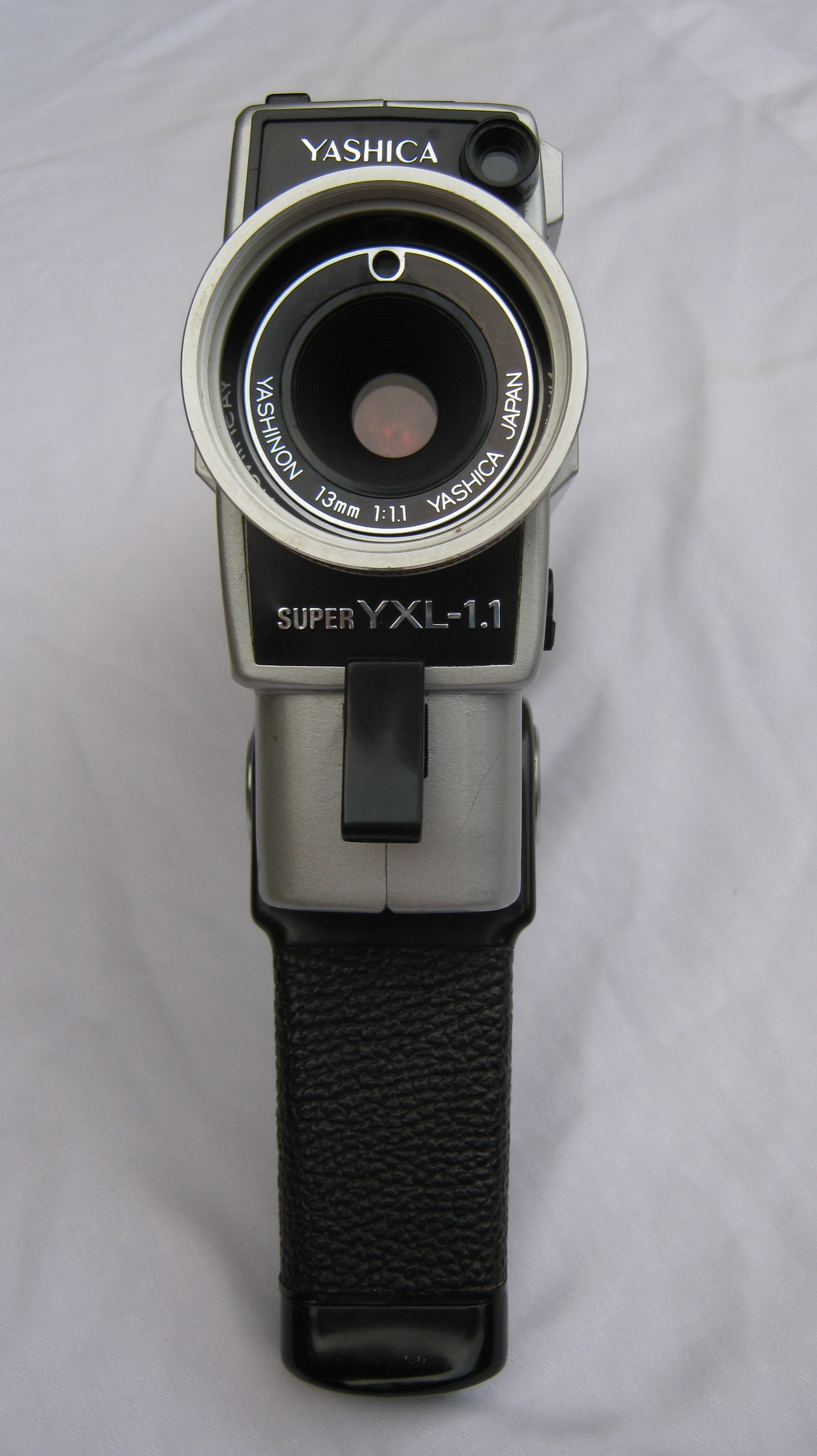Yashica Super YXL-1.1 13