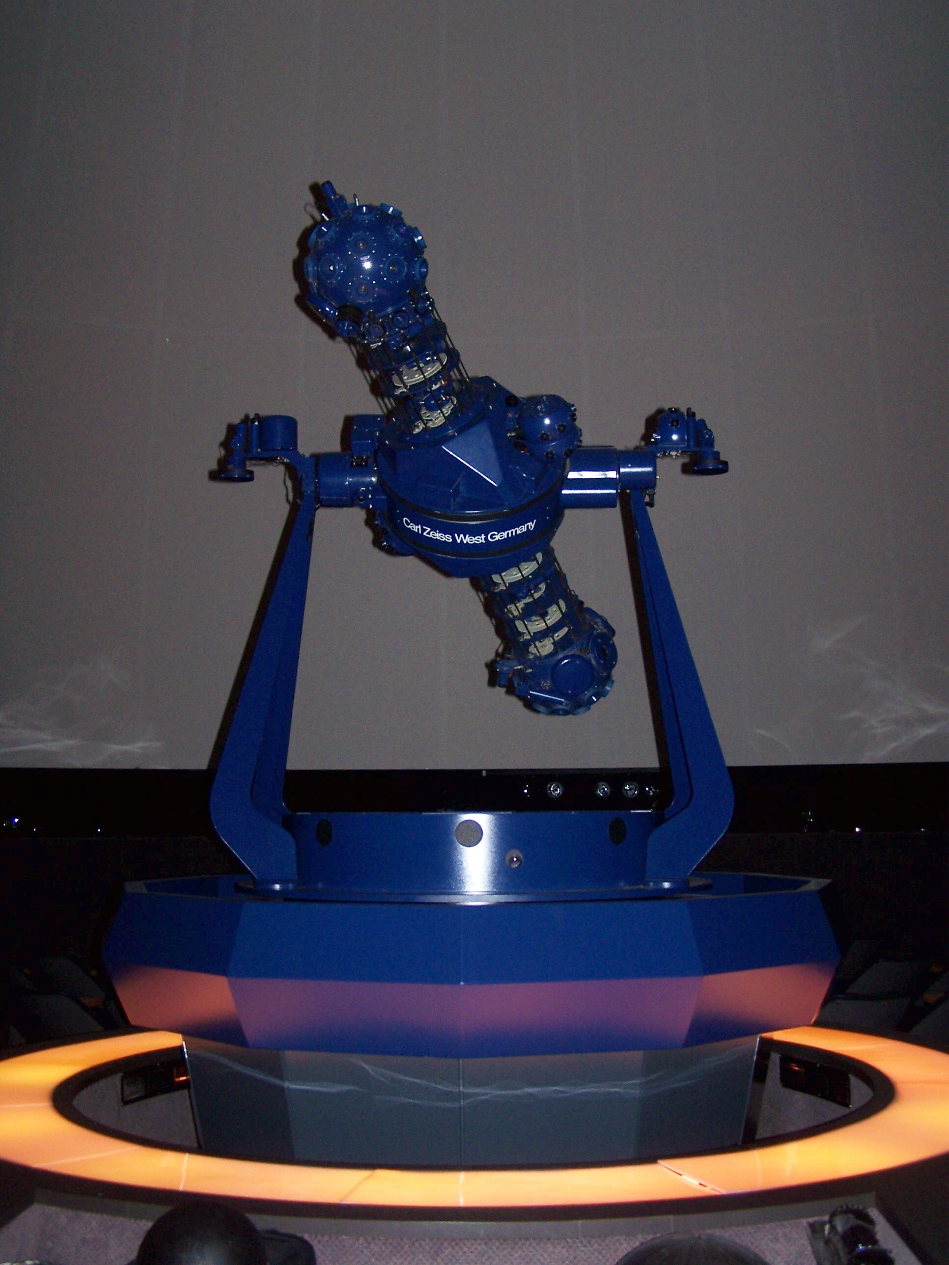 Zeiss Model 1015