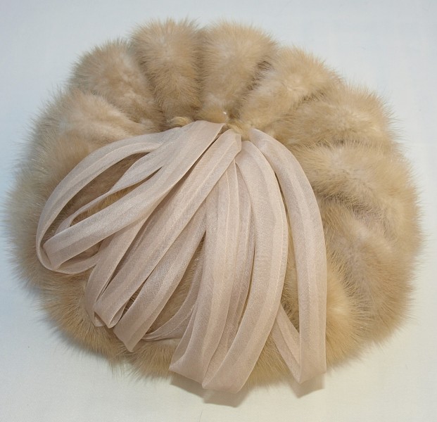 Mink tail fur cap (1)