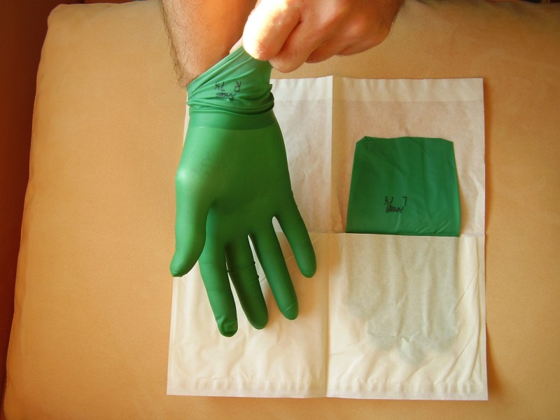 Surgical gloves 17
