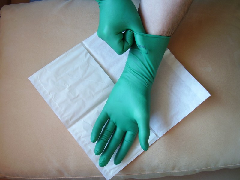 Surgical gloves 27
