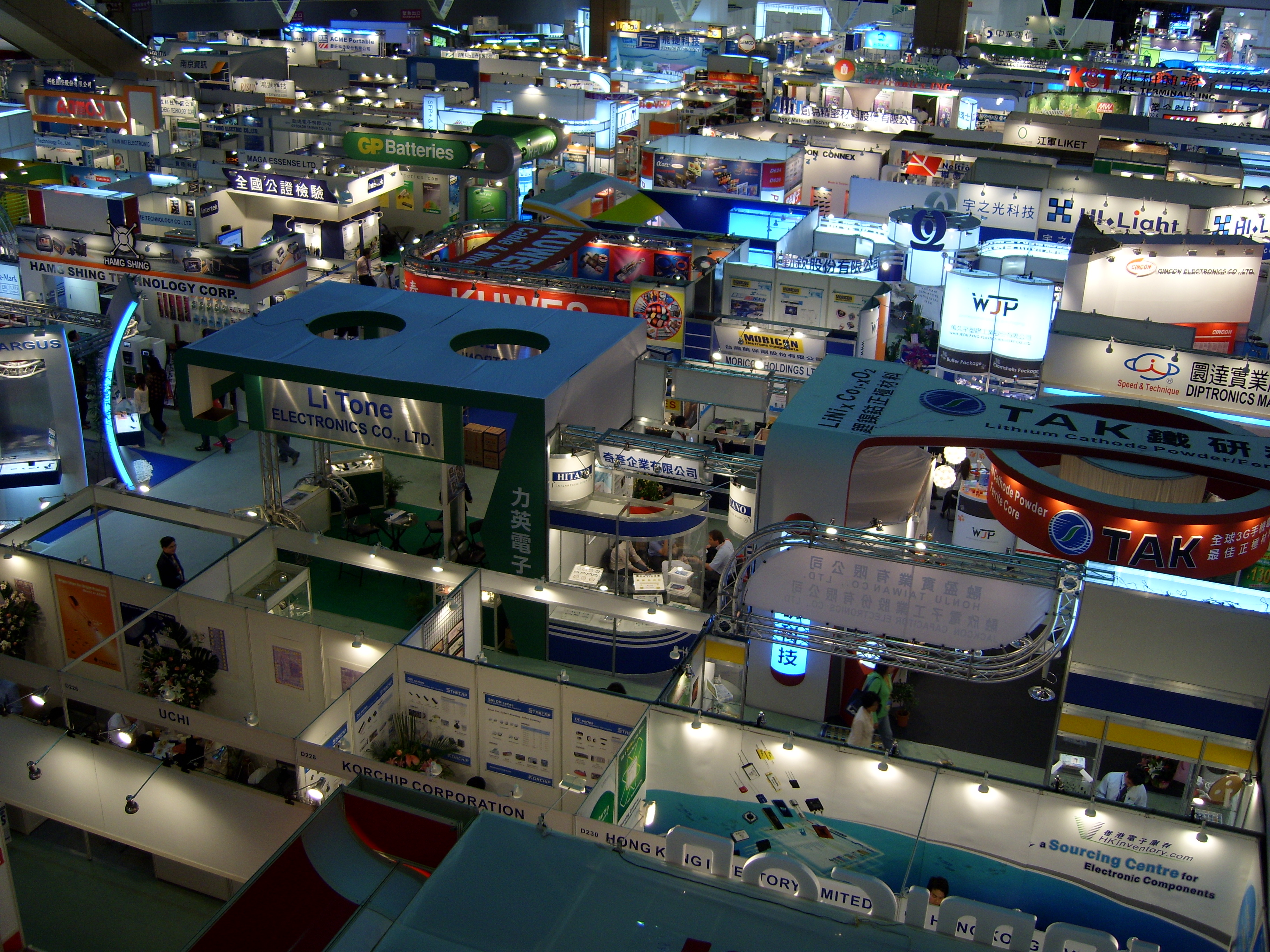 2007TaitronicsAutumn Hall1