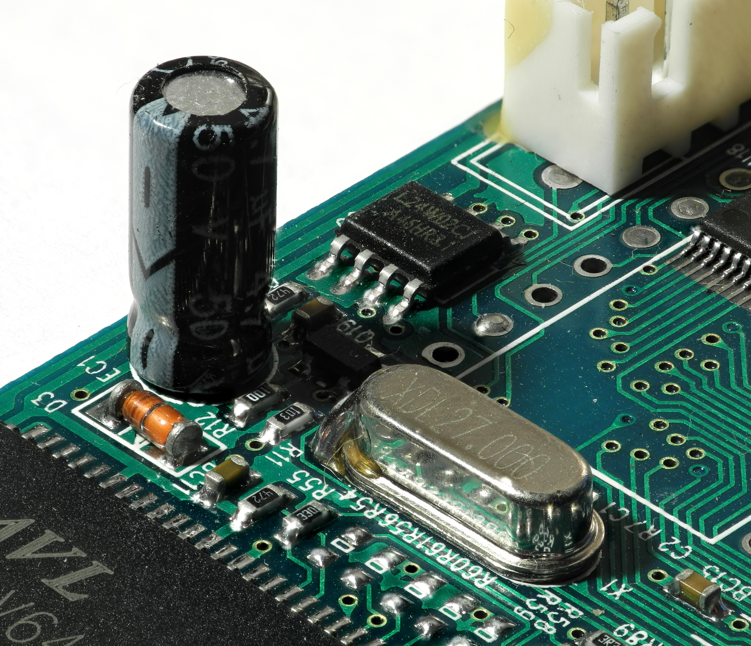 2012-12-11 22-07-07-comp-elec-48f