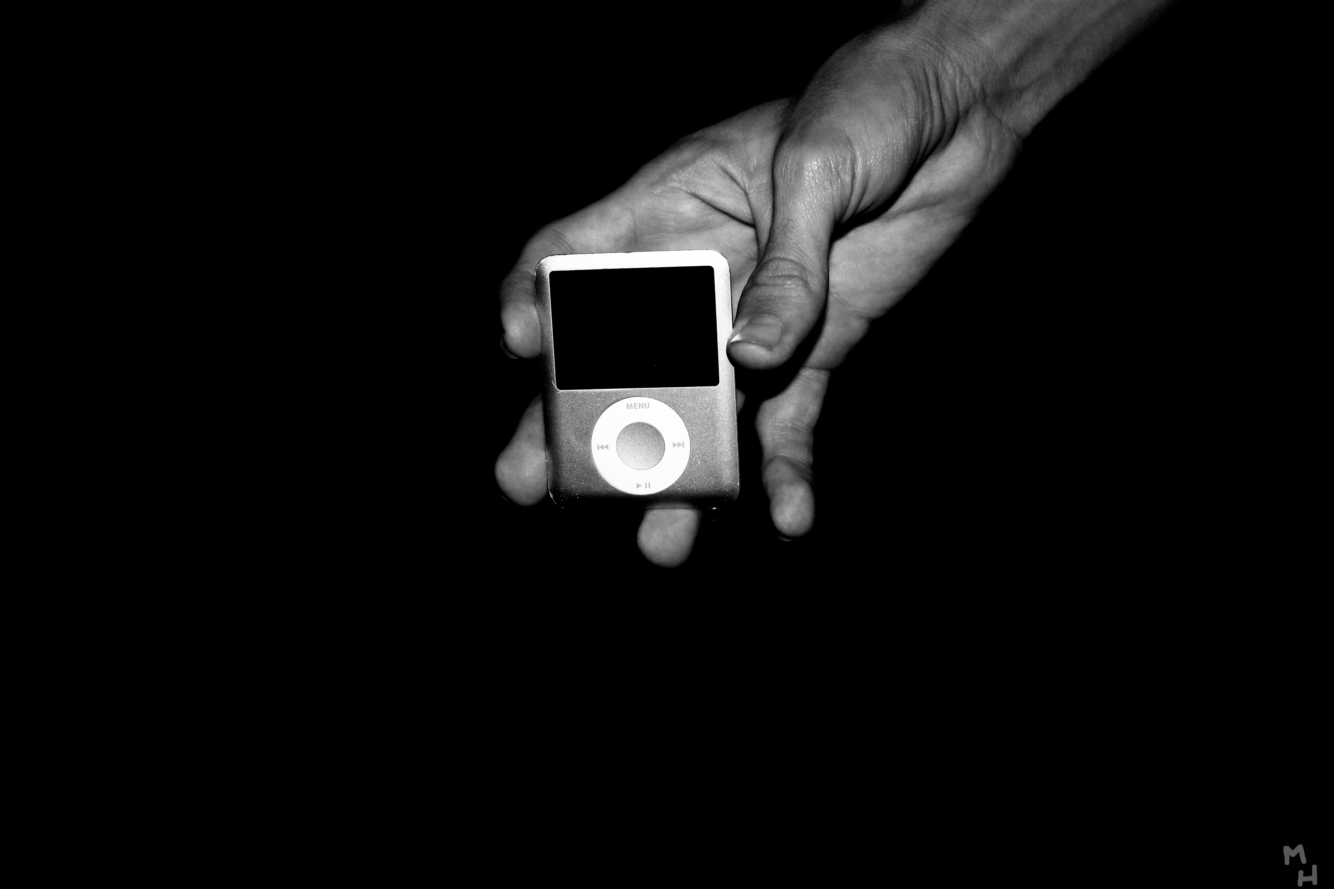 In the dark (3091361554)