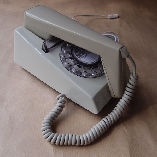 1971 GPO 1722F Two Tone Ivory Rotary Dial Trimphone Telephone