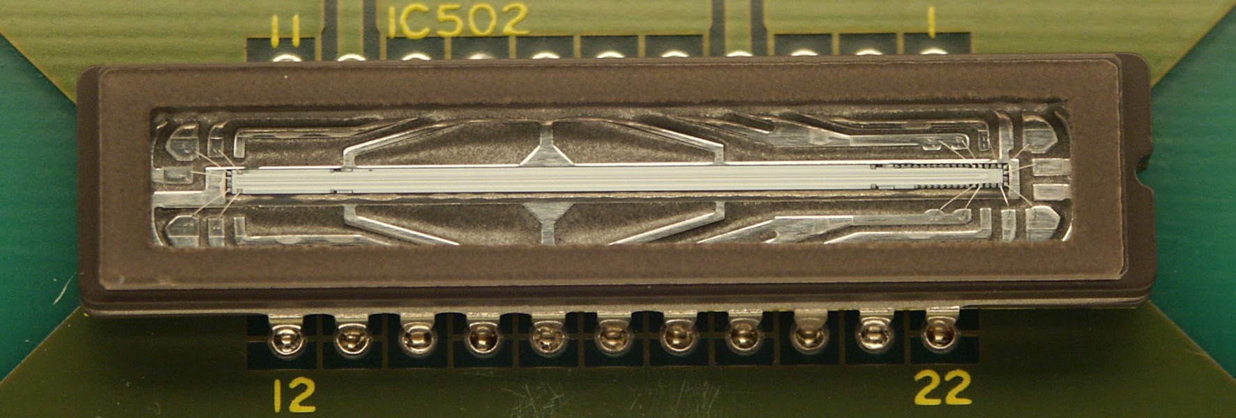 CCD line sensor
