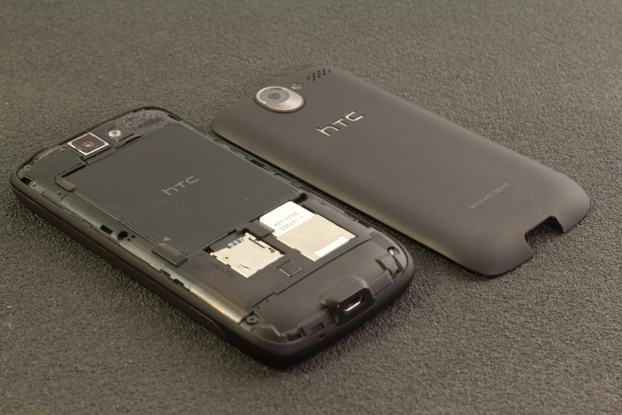 HTC Desire - open back and back cover