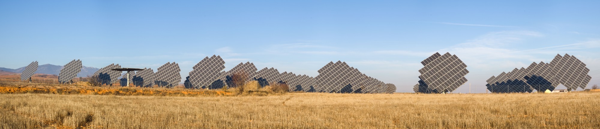 Paneles solares en Cariñena, España, 2015-01-08, DD 03-08 PAN