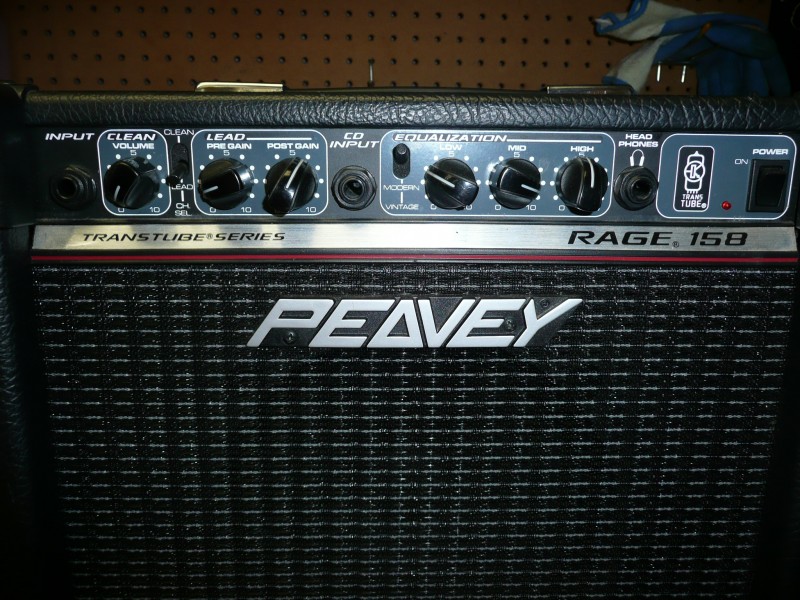 Peavey Rage 158 Guitar Amp panel