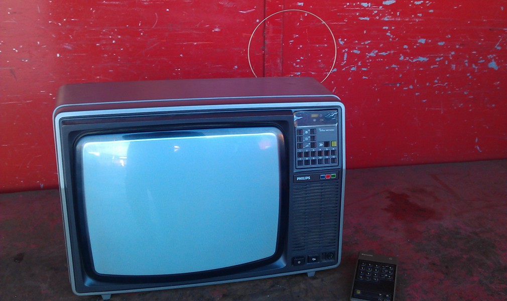 Philips 16C928-15S television