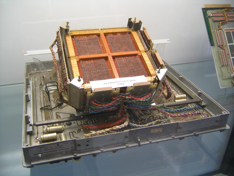 Rechnermuseum HFU 2181