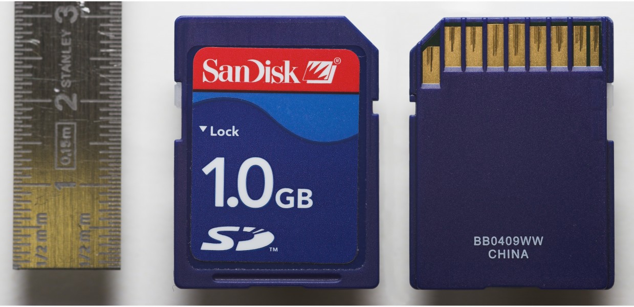 SD Card 1GByte both sides with scale