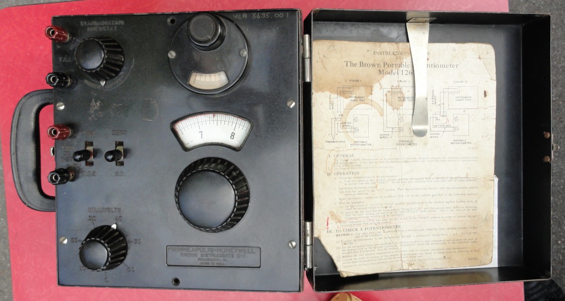 The Brown Portable Potentiometer Model 126V pic1