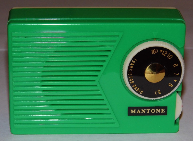 Vintage Mantone 2-Transistor Boy's Radio, Model UTR-25, Made in Japan (8438833313)