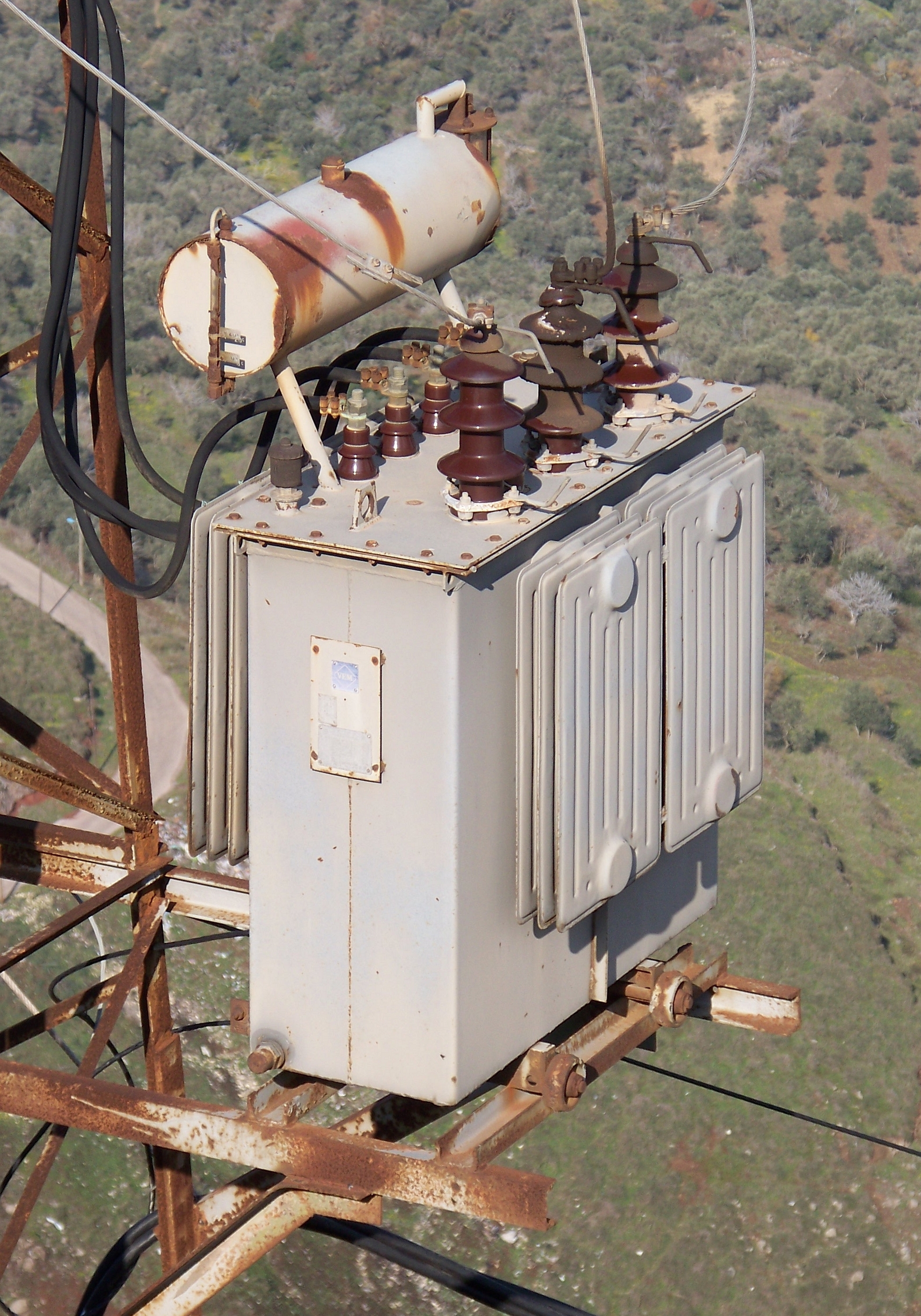 Pylon transformer in Syria