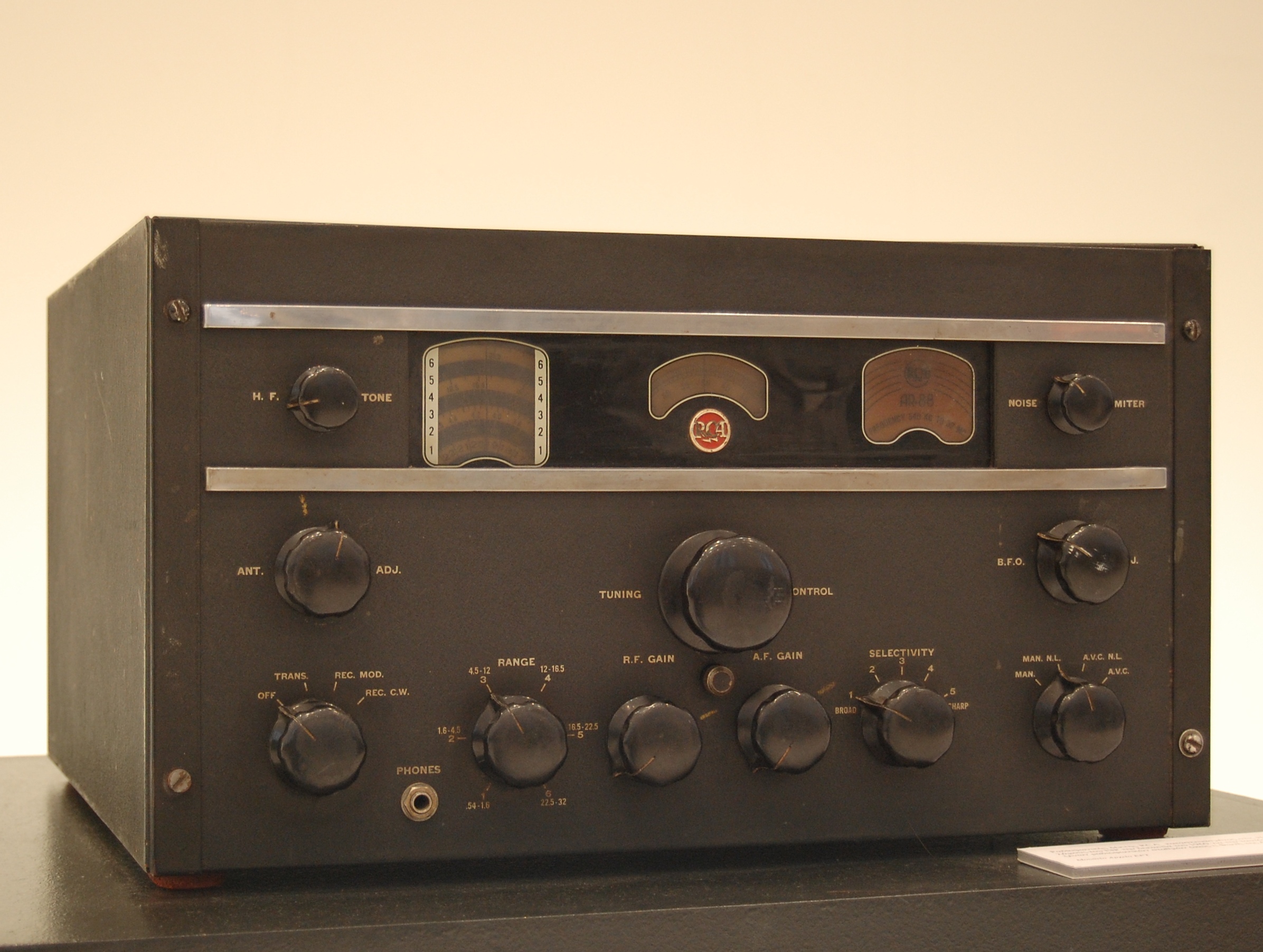 RCA AR-88 Receiver