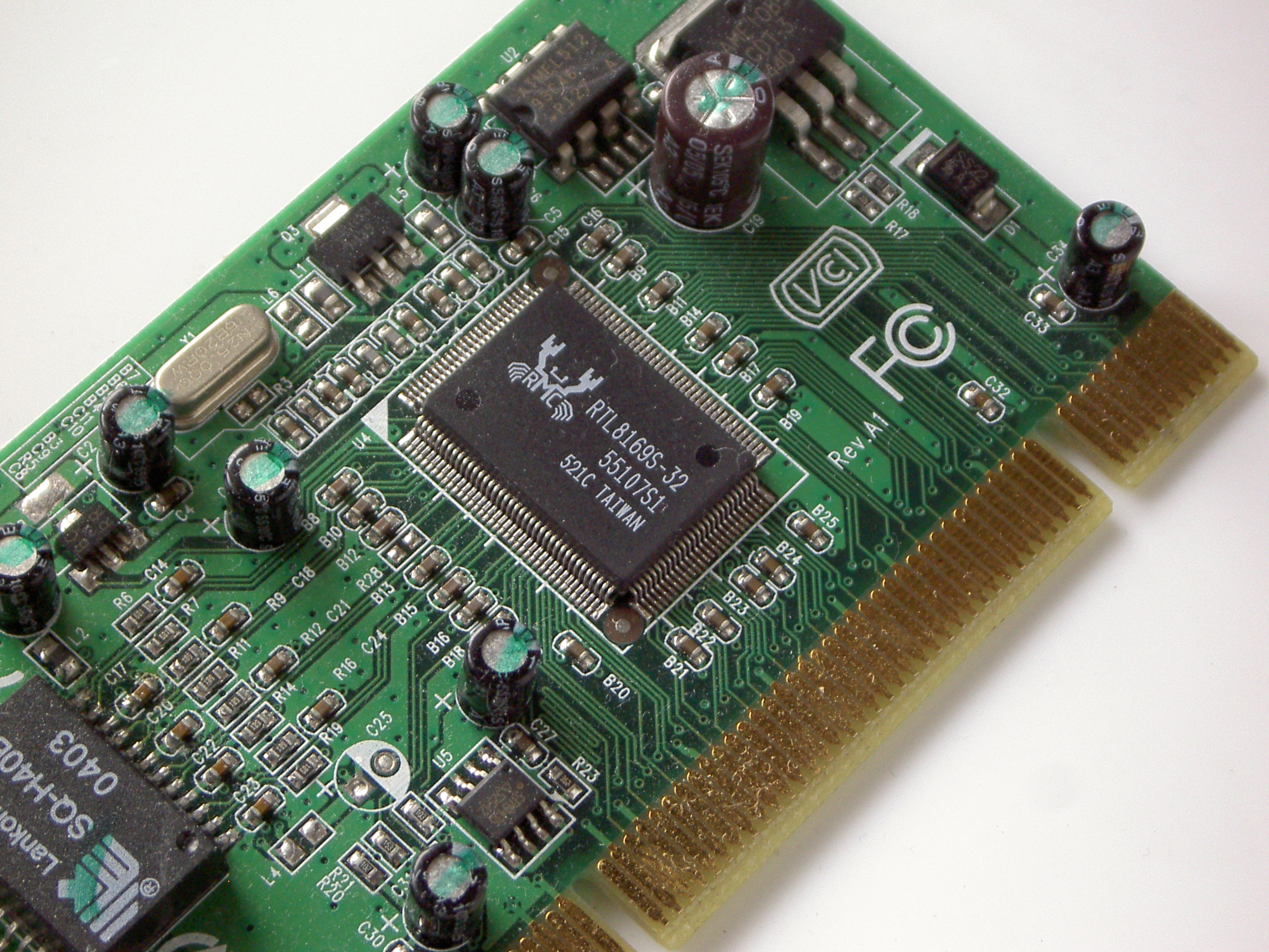 Realtek rtl8169s-32