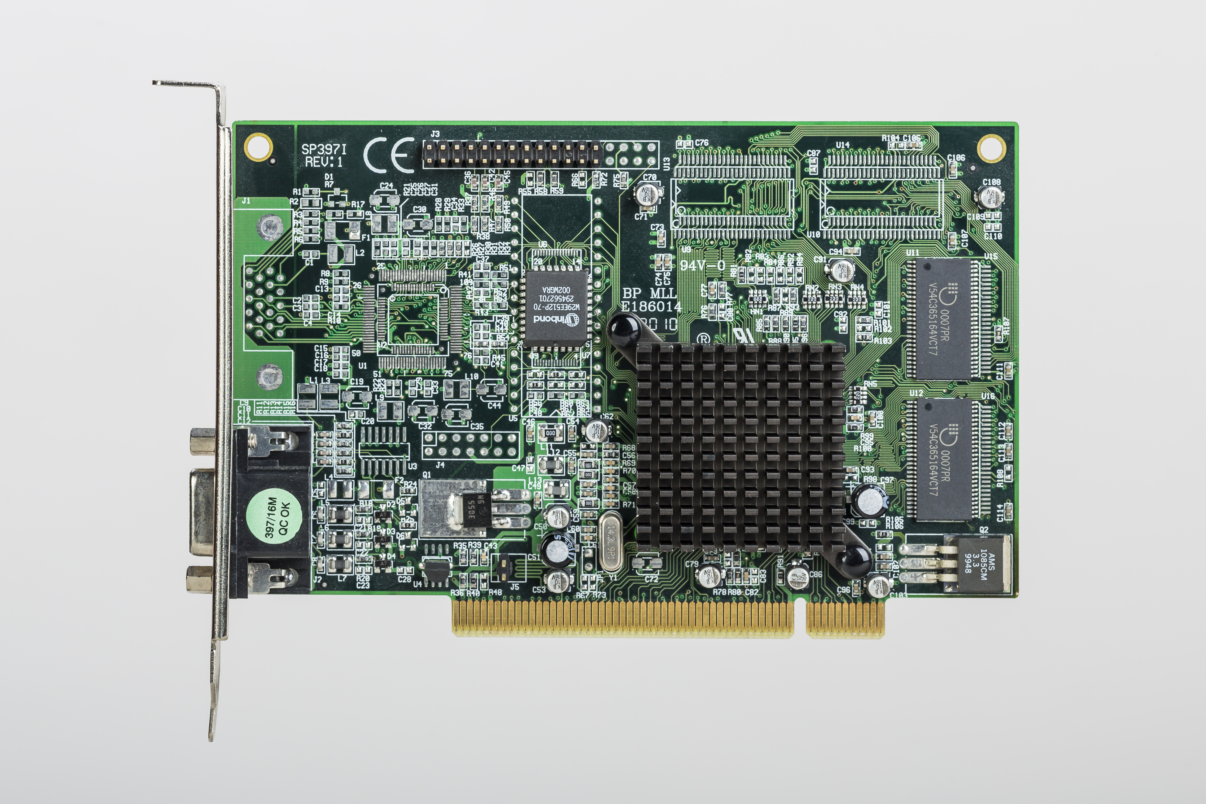 Savage4-PCI-video-card-01