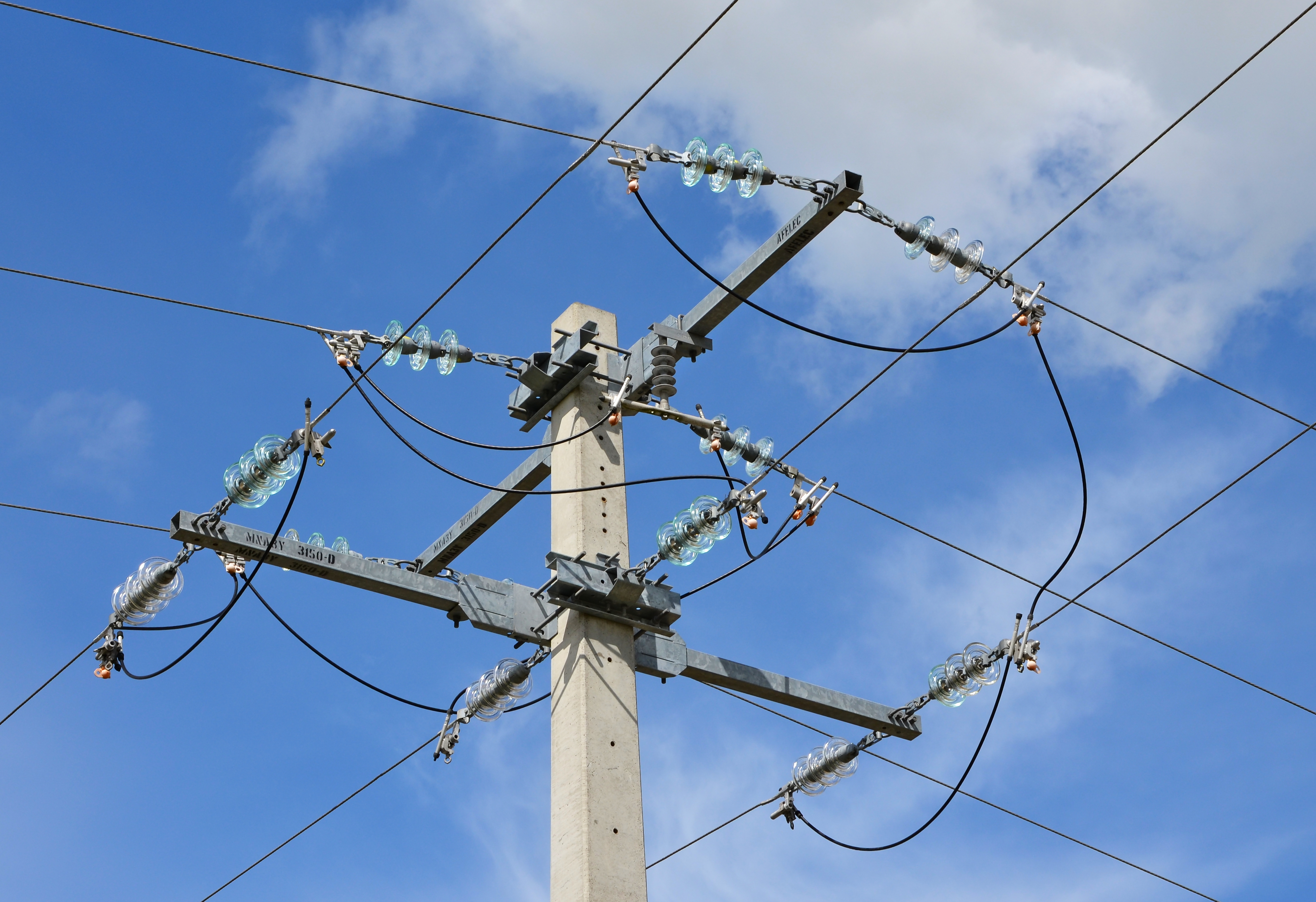 St-Amant 16 Lignes MT 20 KV 2013b