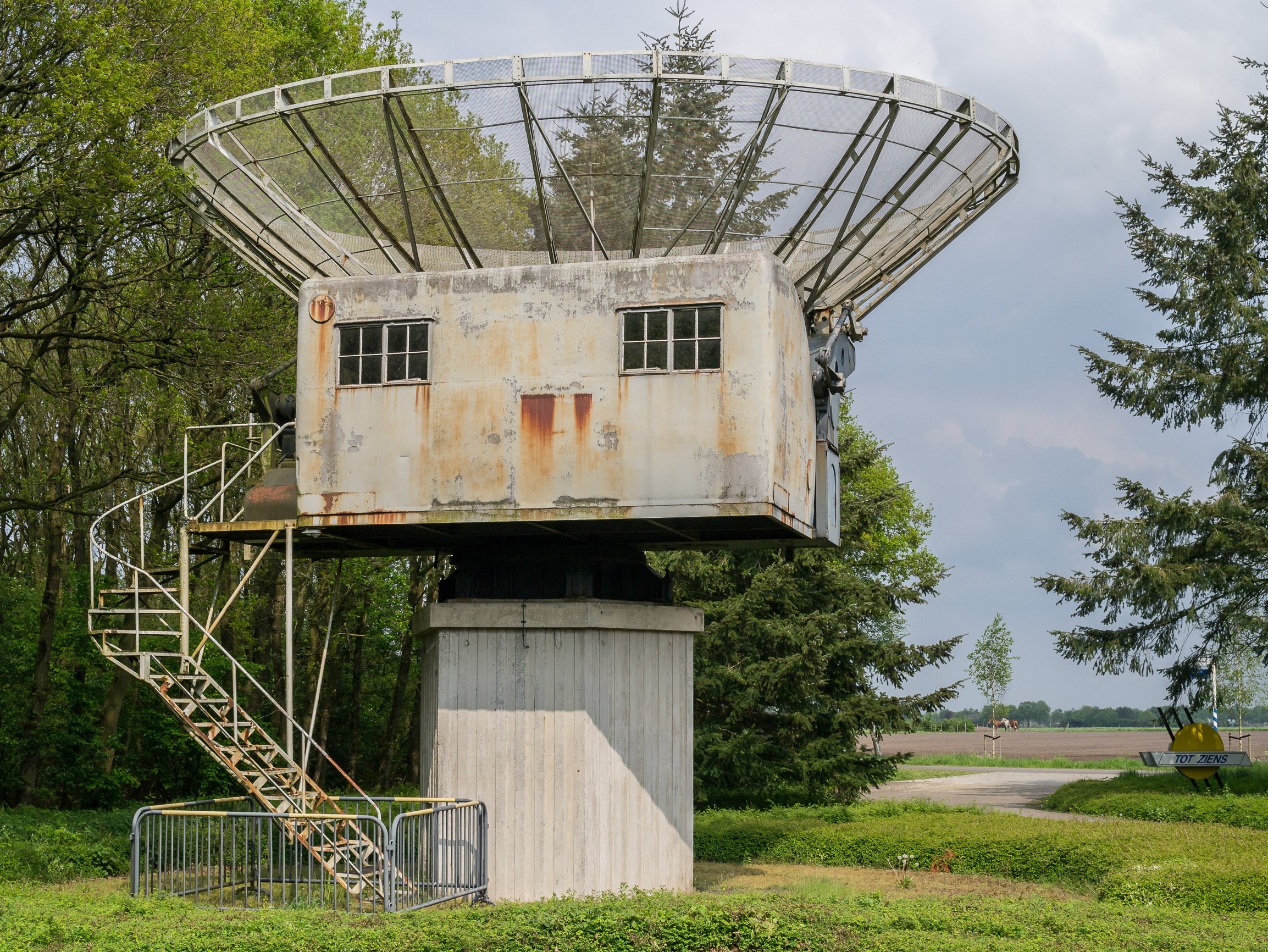 Würzburg Reize radar at the Planetron in Dwingeloo (NL)