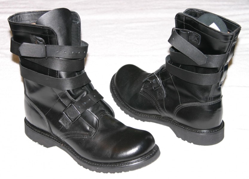 Tanker boots