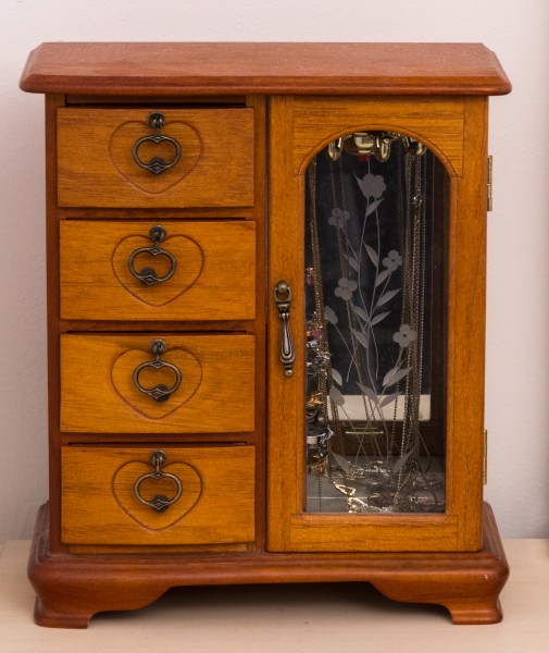 Small Jewelry Chest