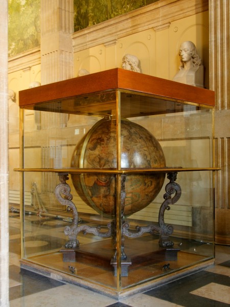 Globe celeste Bibliotheque Sainte-Genevieve