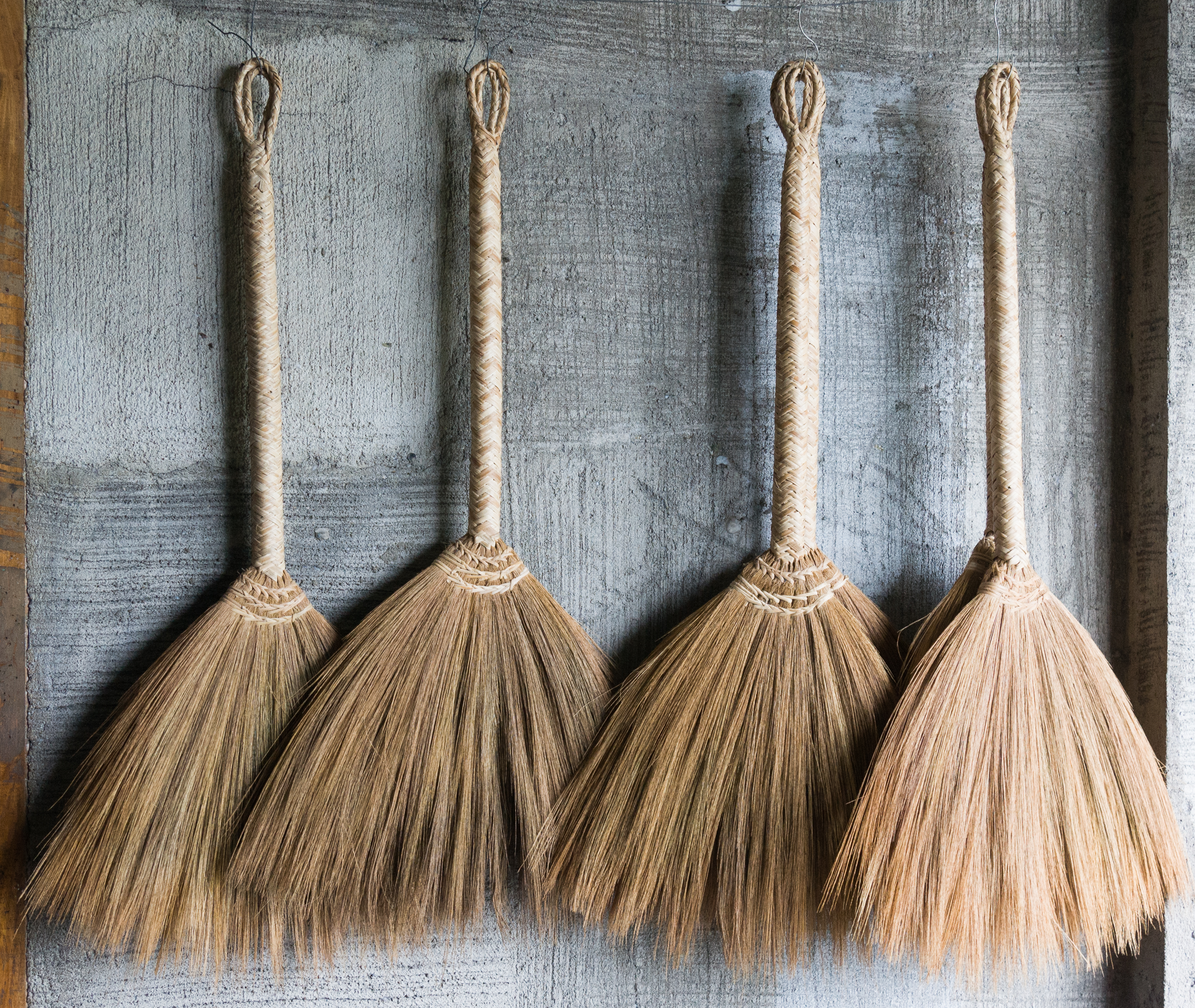 Banaue Philippines Handmade-brooms-01