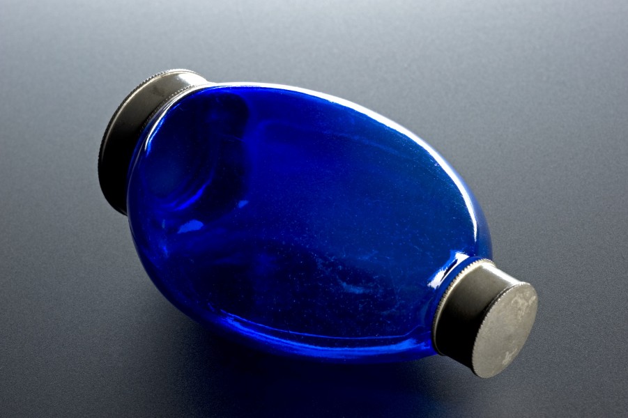 Blue glass sputum bottle, England, 1871-1920 Wellcome L0058777