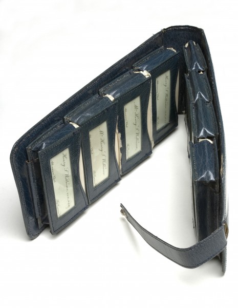 Calling card case Wellcome L0044036