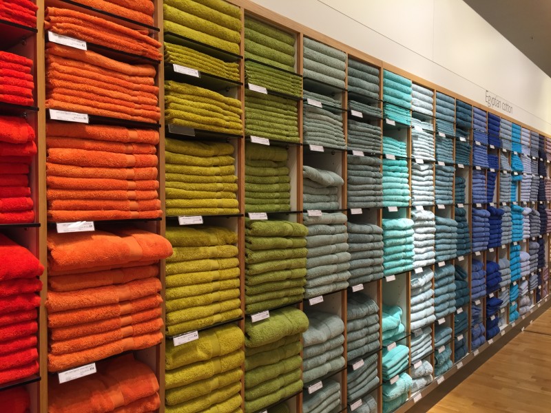 Multicoloured bath towels, John Lewis, Reading, UK - 20150711-02
