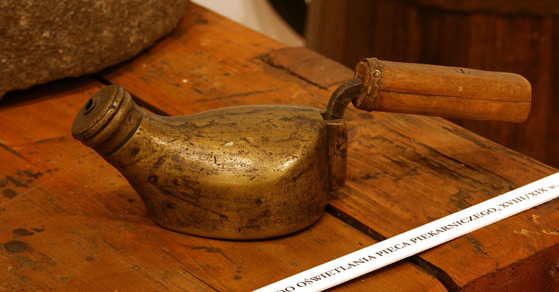 Rybnik muzeum kaganek oliwny XVIII XIX w 14.05.2010 p