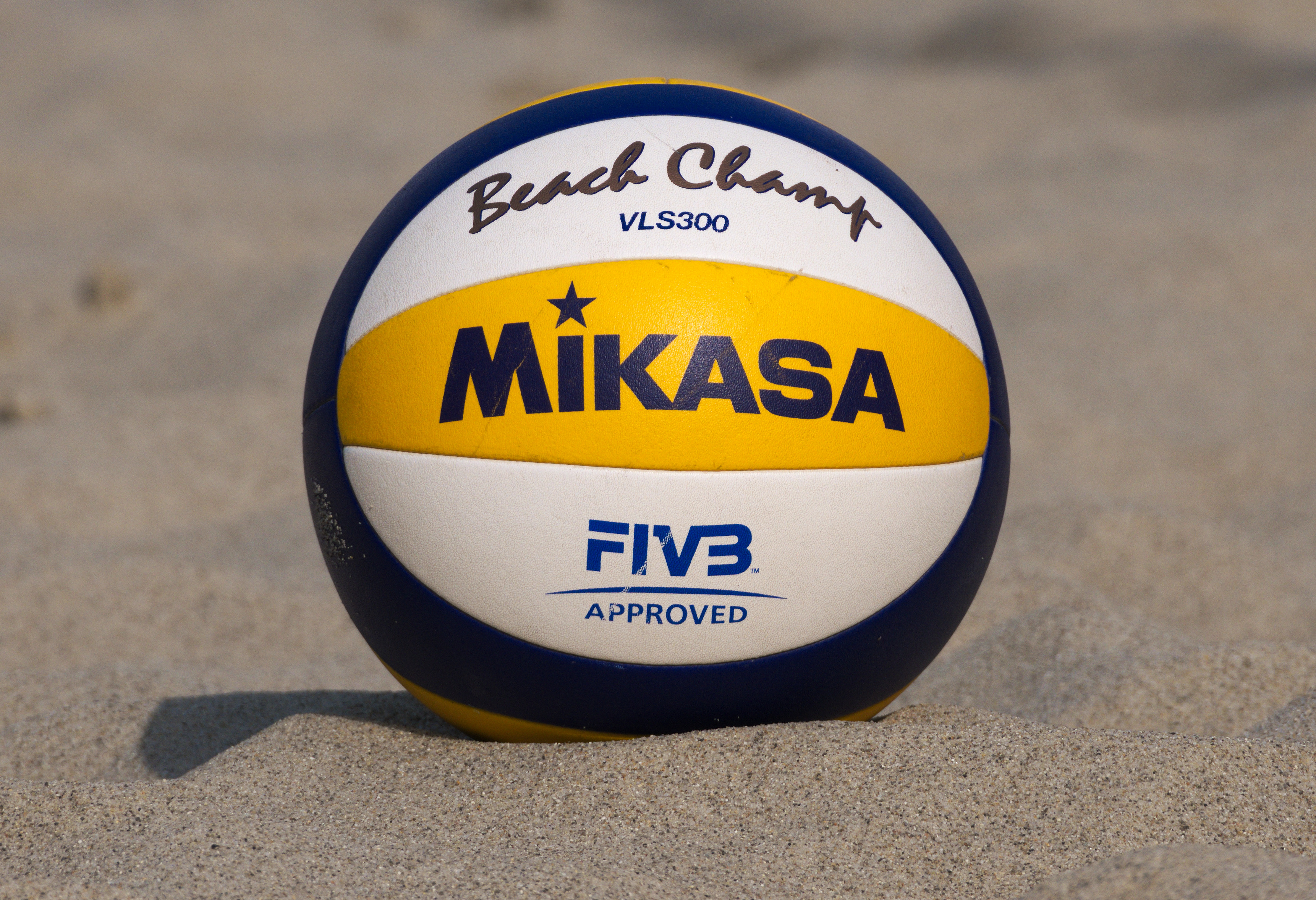 Mikasa VLS300 official beach volleyball