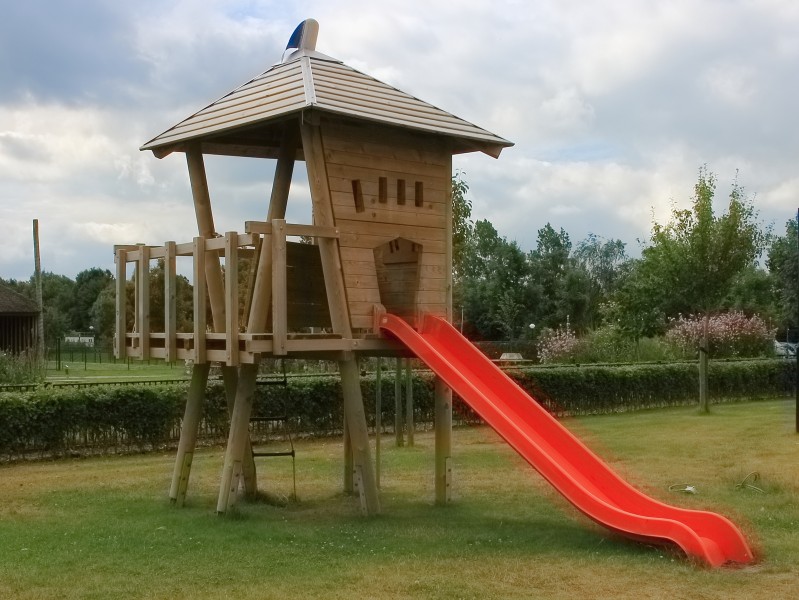 Kinderspeeltoestel 03