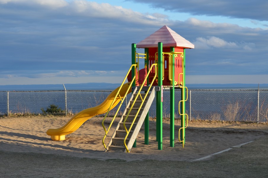 Tadoussac - Playground slide