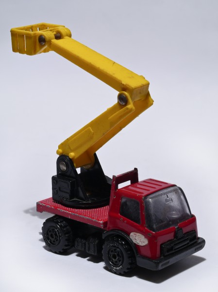 Tonka cherry picker