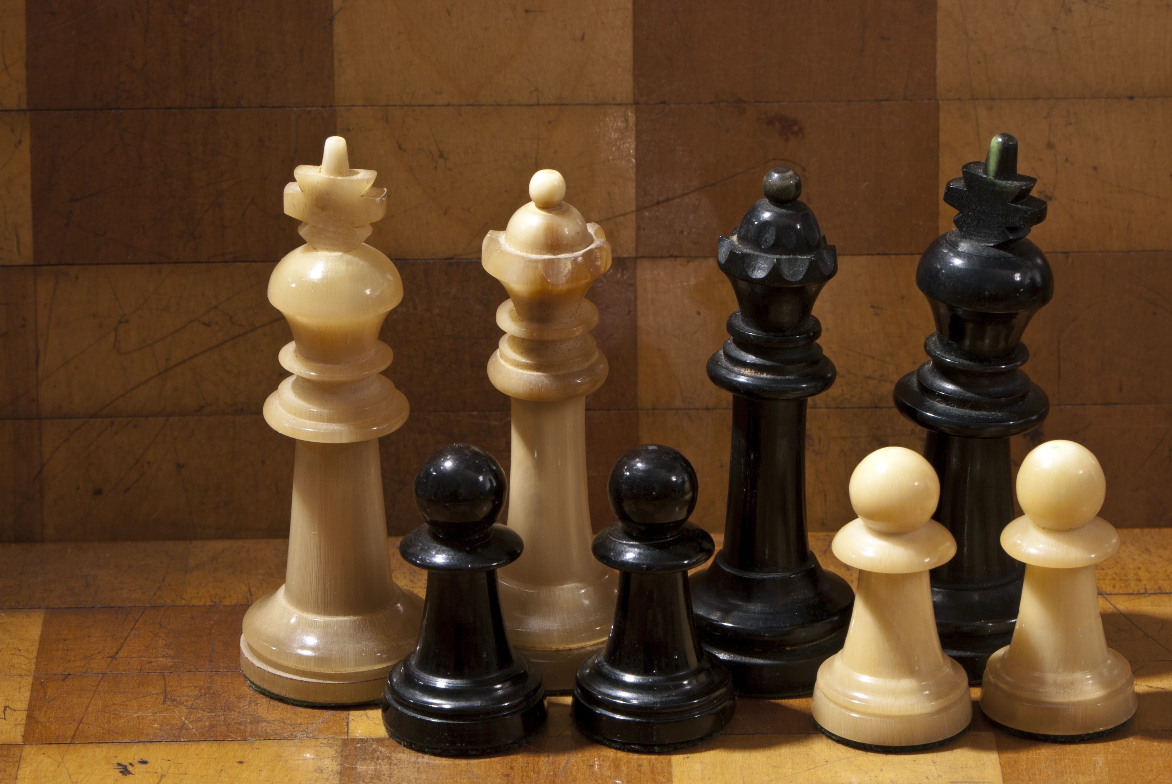 Schachfiguren Horn-373