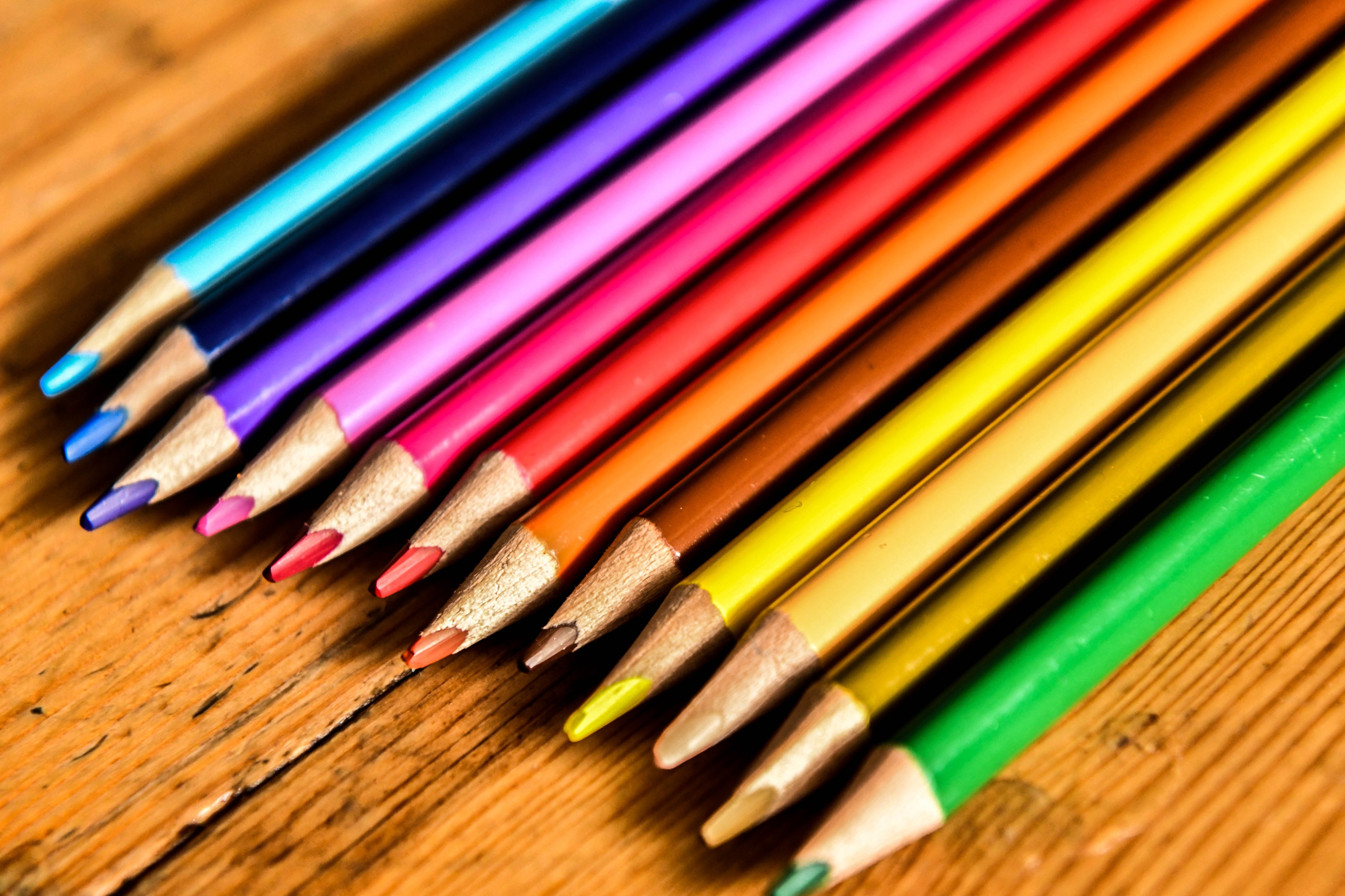 Muliple colored pencils 04