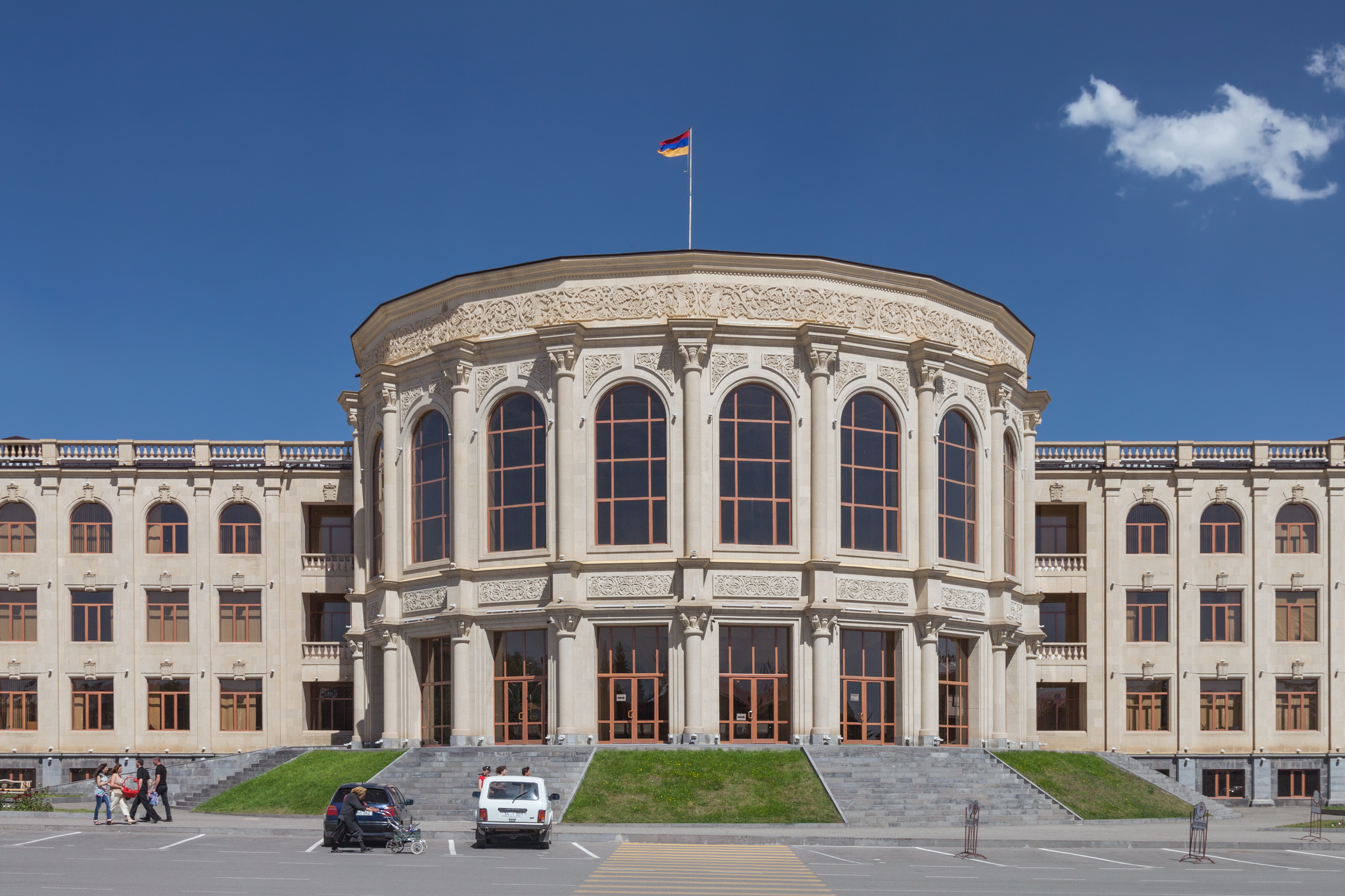 2014 Prowincja Szirak, Giumri, Urząd Miasta (03)