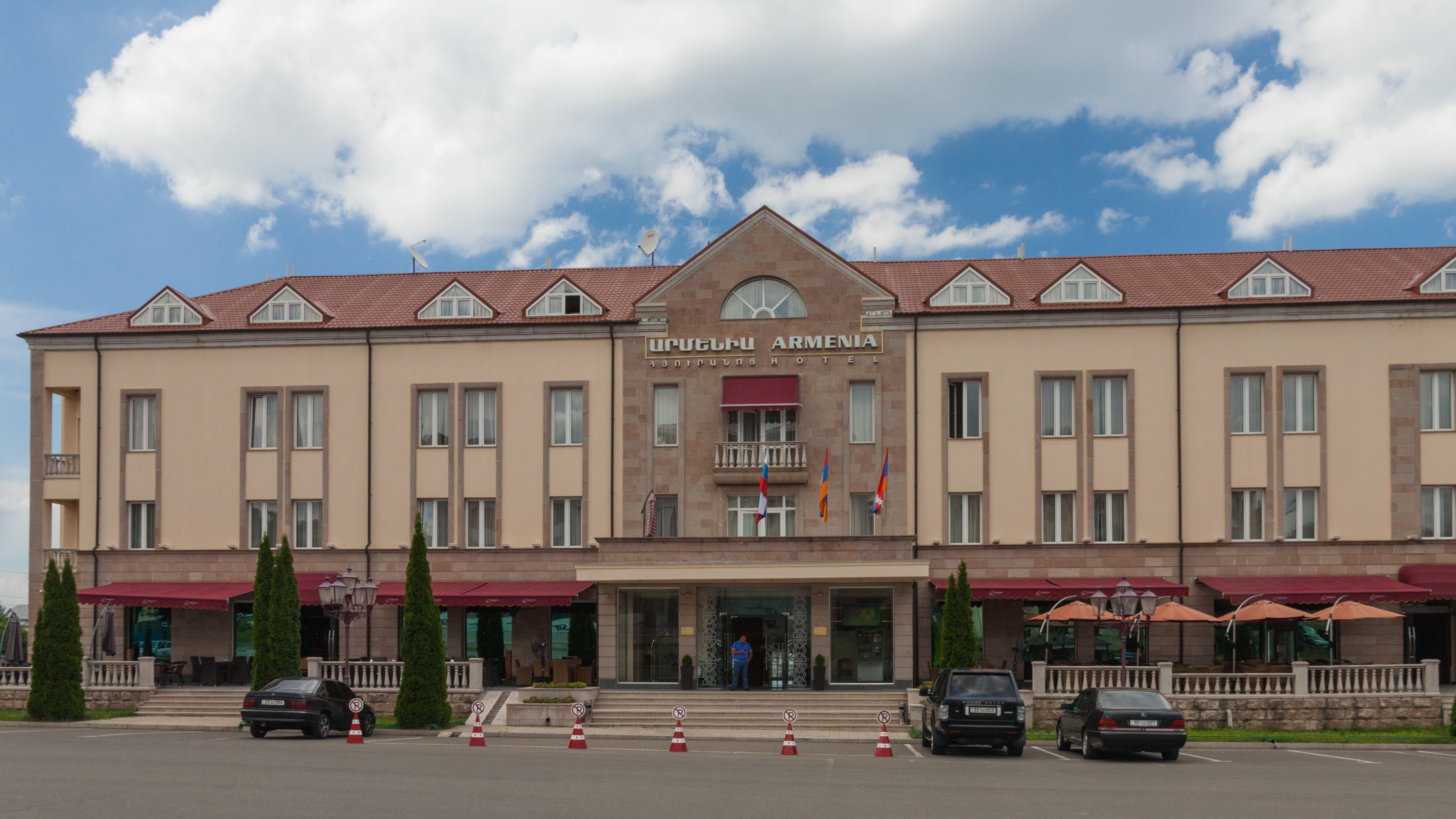 2014 Stepanakert, Hotel Armenia